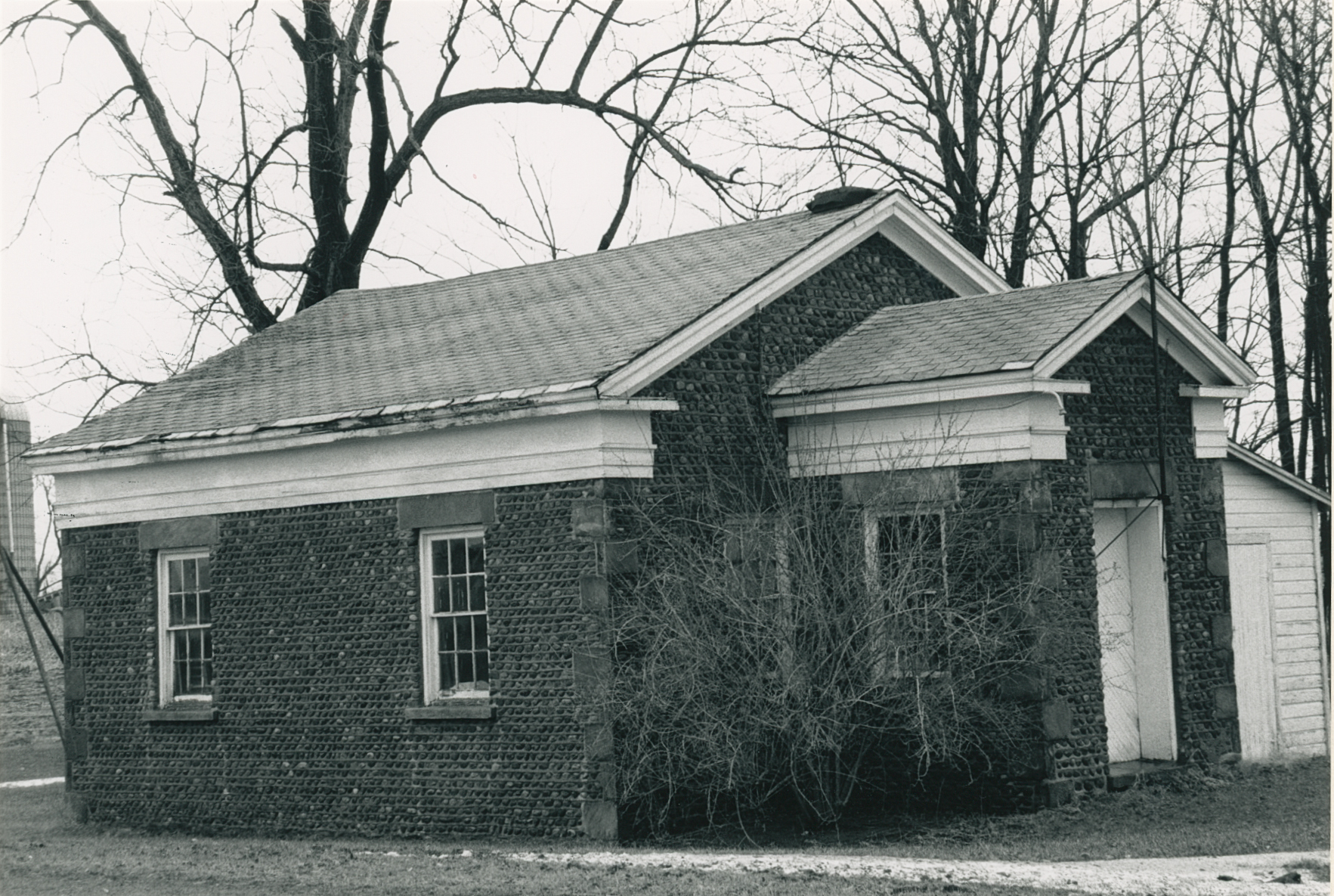 Bar-5 4741 Pine Hill Rd 3